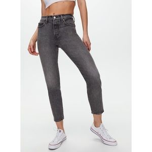 Levi’s Wedgie Icon jeans in better weathered, size 25